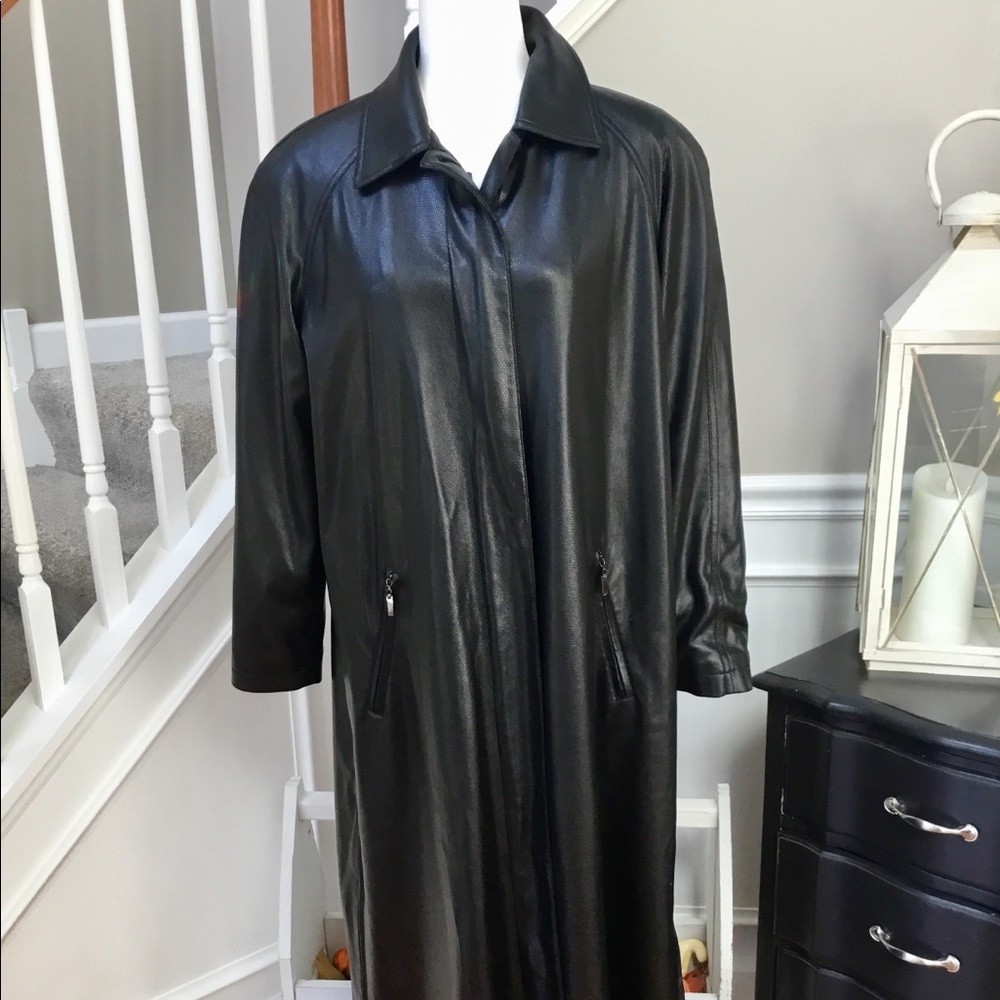Gallery Size 8 Faux Leather Black Trench Coat